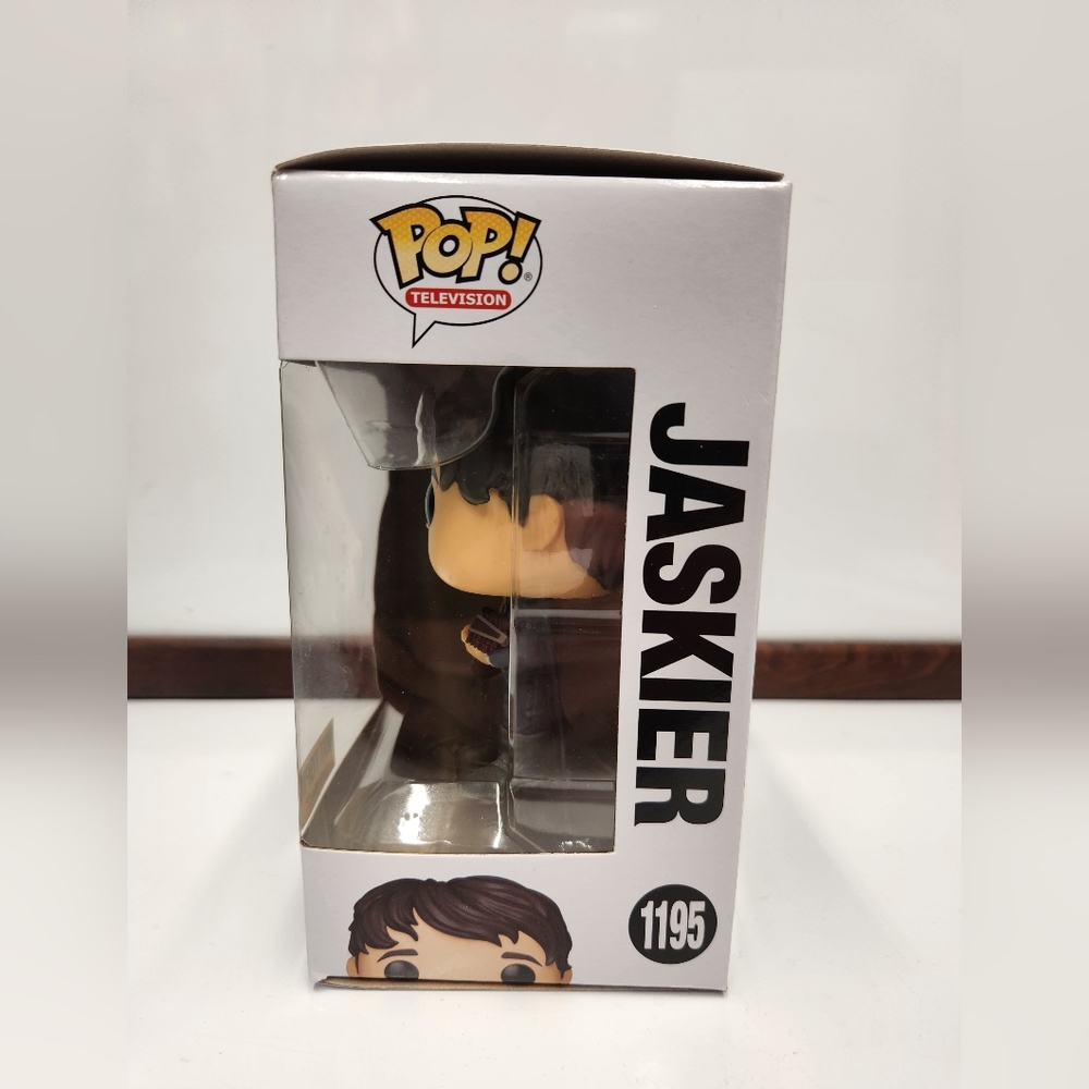 Funko Pop Jaskier #1195 The Witcher Collectible Dandelion - Picture 5 of 6
